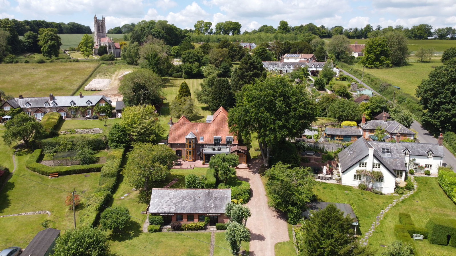 3 bedroom property for sale in London