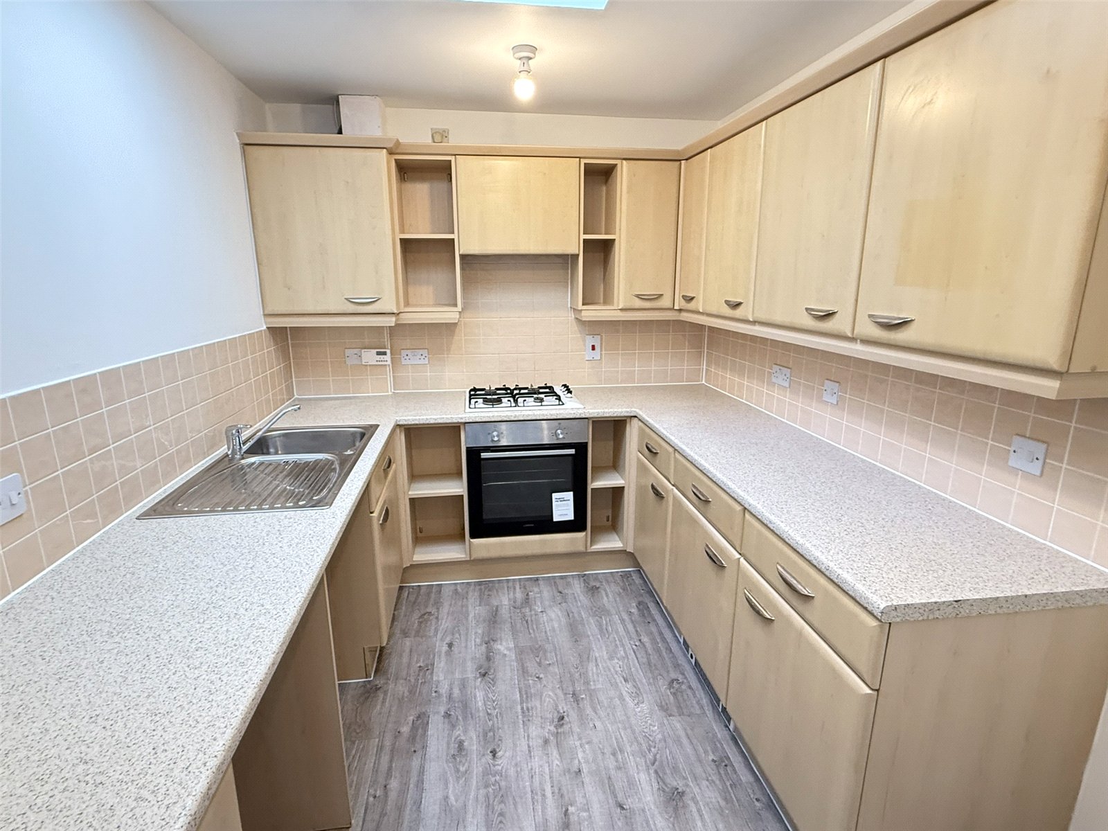 125, Larcombe Road, St Austell photo 3