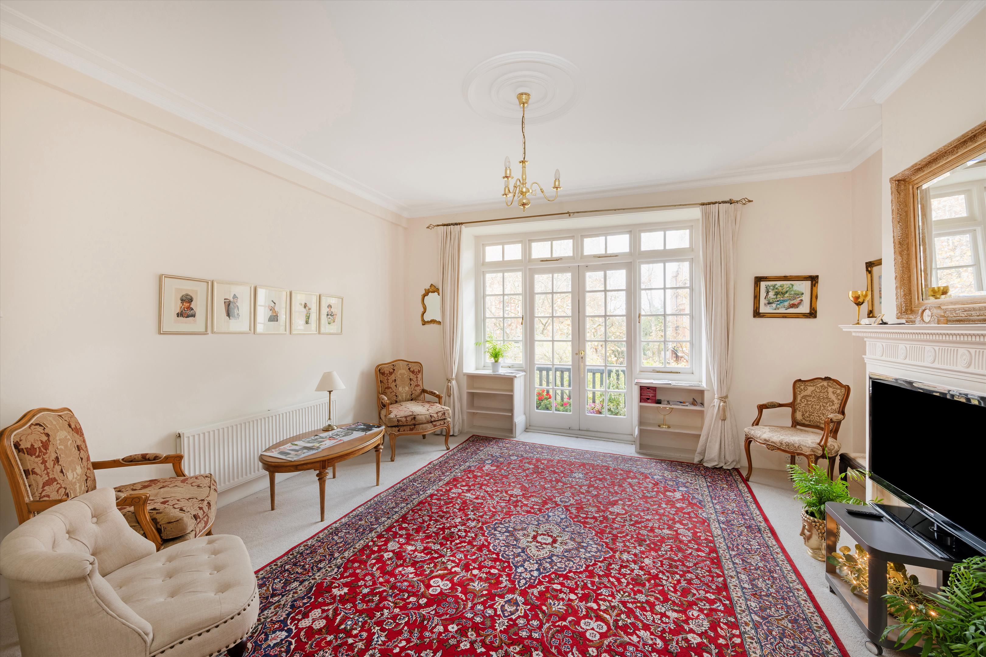 3 bedroom flat for sale 0