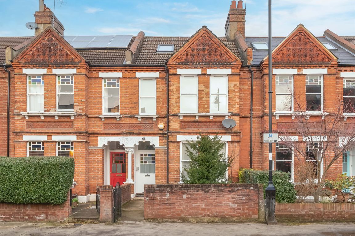 4 bedroom property for sale 0