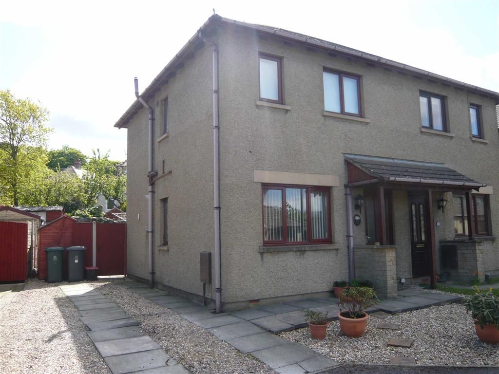 Free property report 11 Wyresdale Gardens, Lancaster, LA1 3FA Chimnie