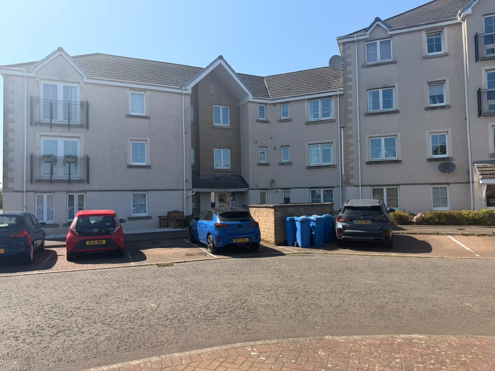 Bruce Gardens, Dunfermline, KY11 8HG, Dunfermline photo 2