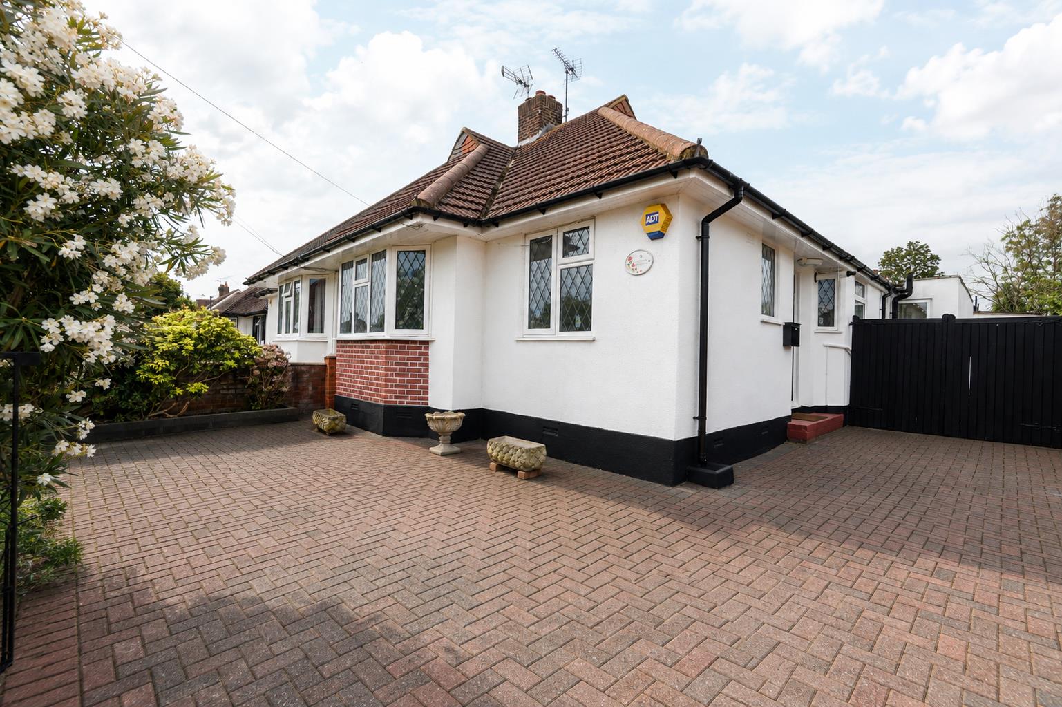 3 bed semi-detached bungalow for sale