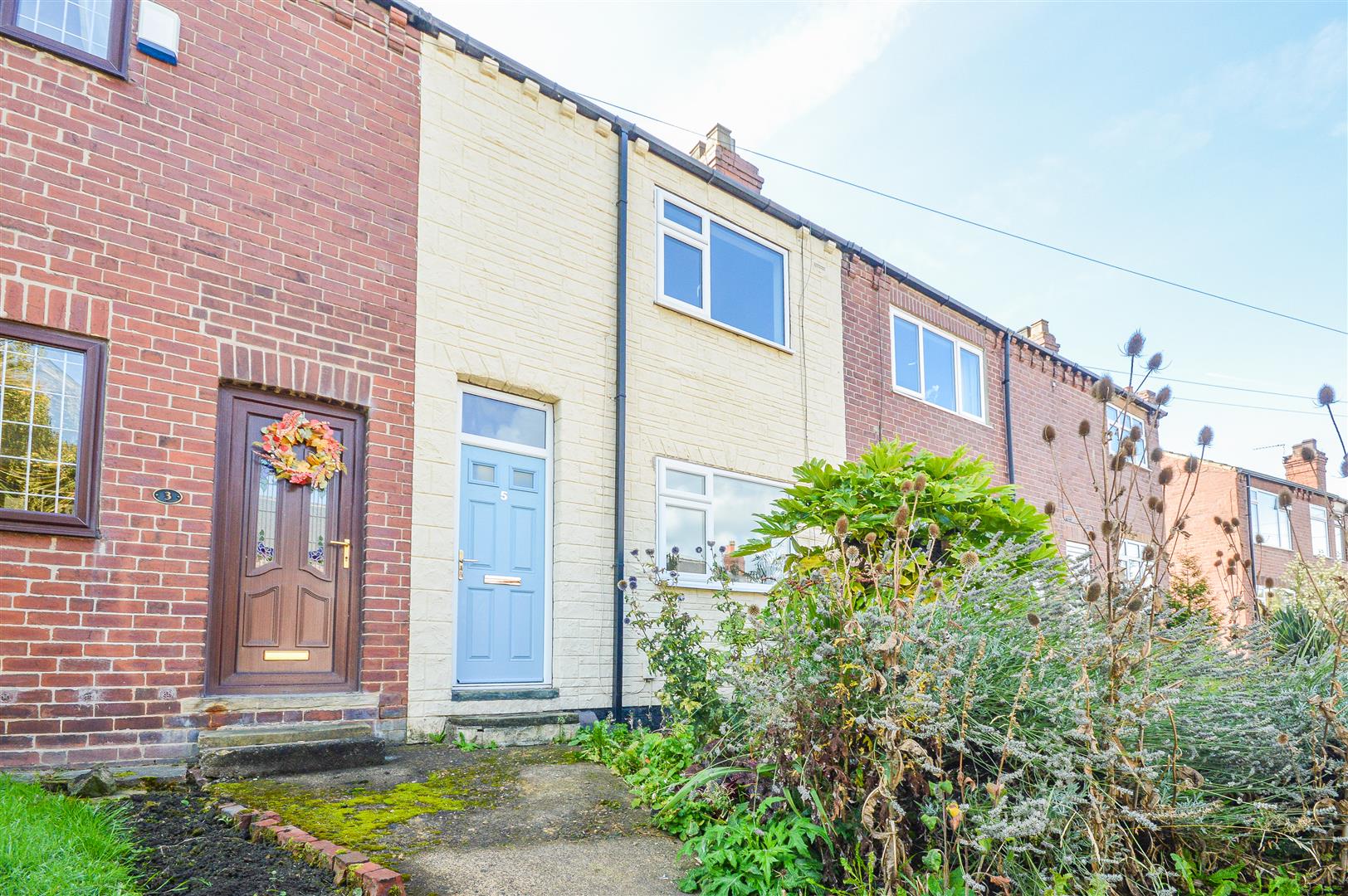 2-bed house on 5, Woodhouse Mount, Normanton, £120,000