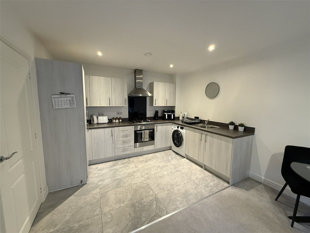 Chimney Avenue, Maidstone photo 5