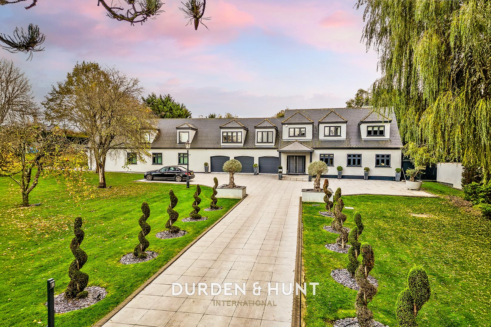 4 bedroom detached house for sale 0