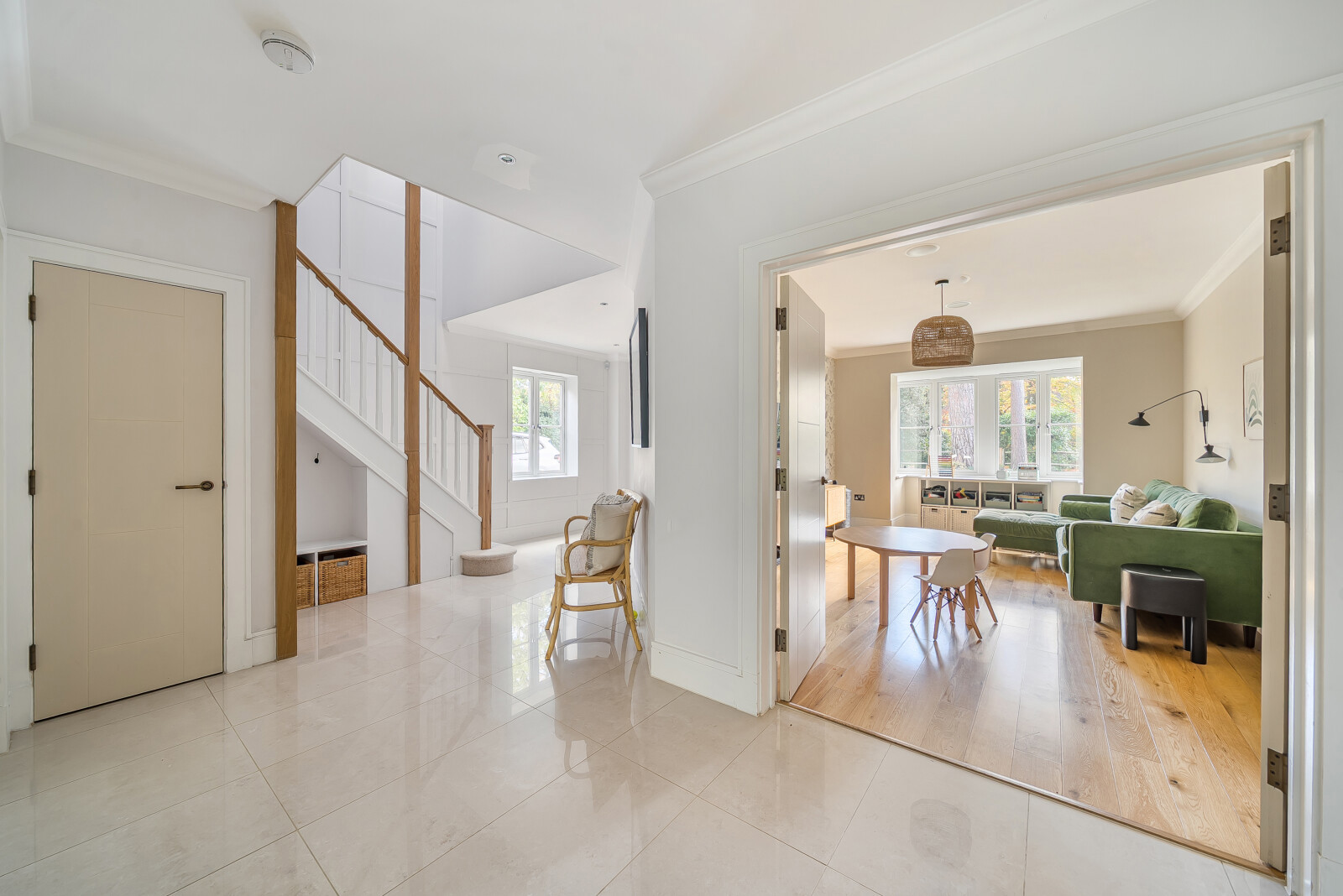 5 bedroom detached house for sale 0