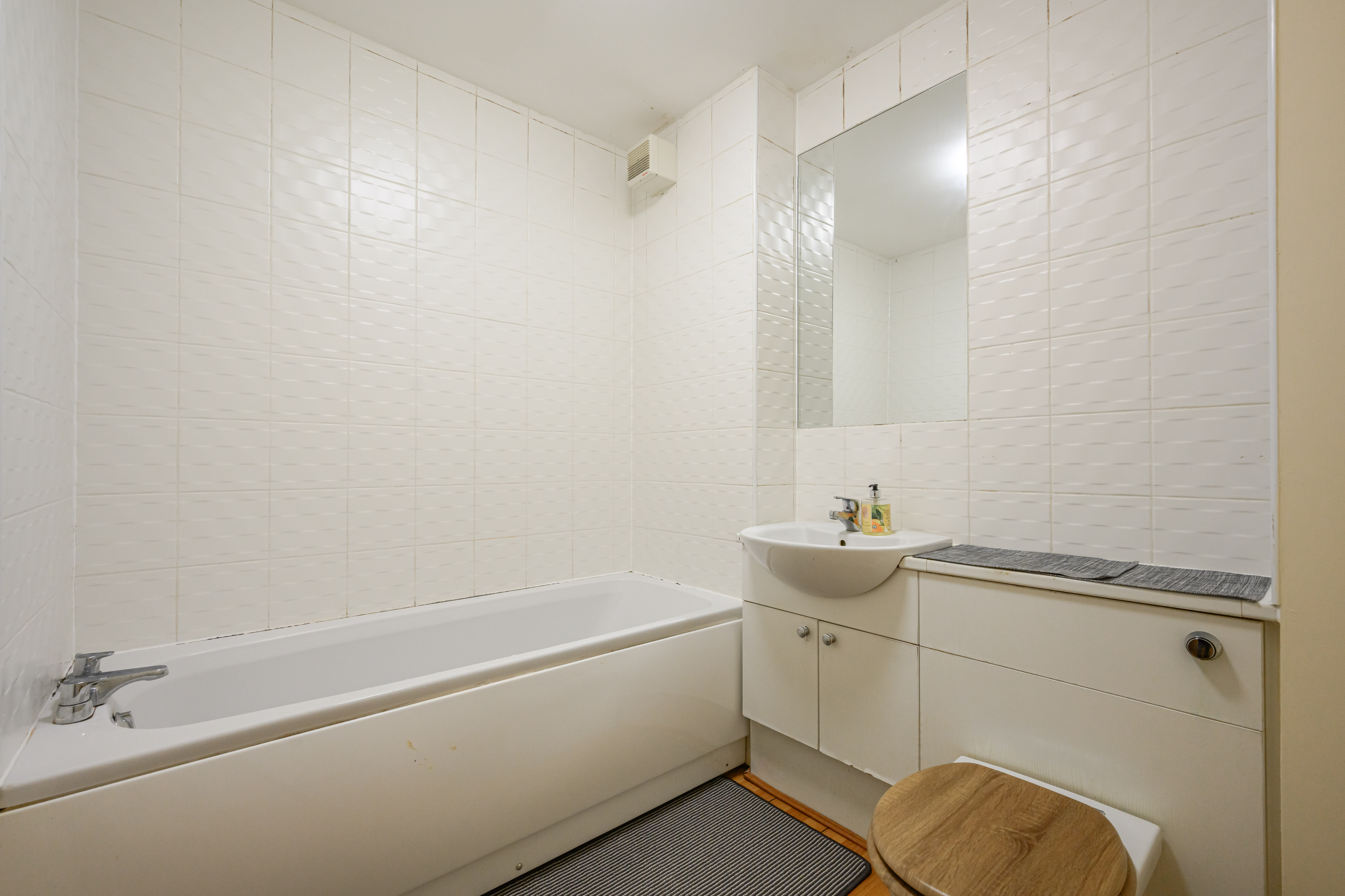 Photos of 162/8 Glasgow Road, Edinburgh EH12 65342422 PrimeLocation