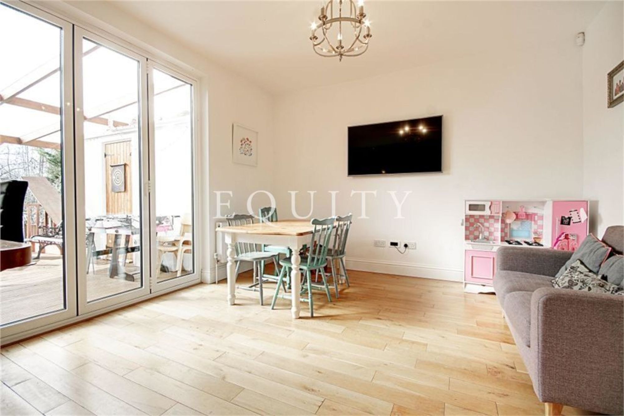 41 Berkeley Gardens, London floorplan