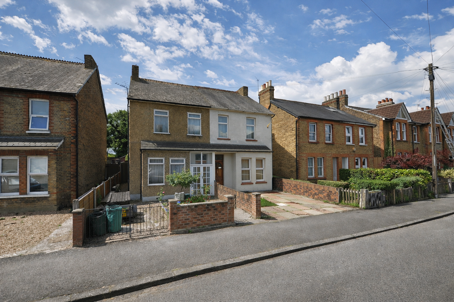 80, Danesbury Road, Feltham photo 2