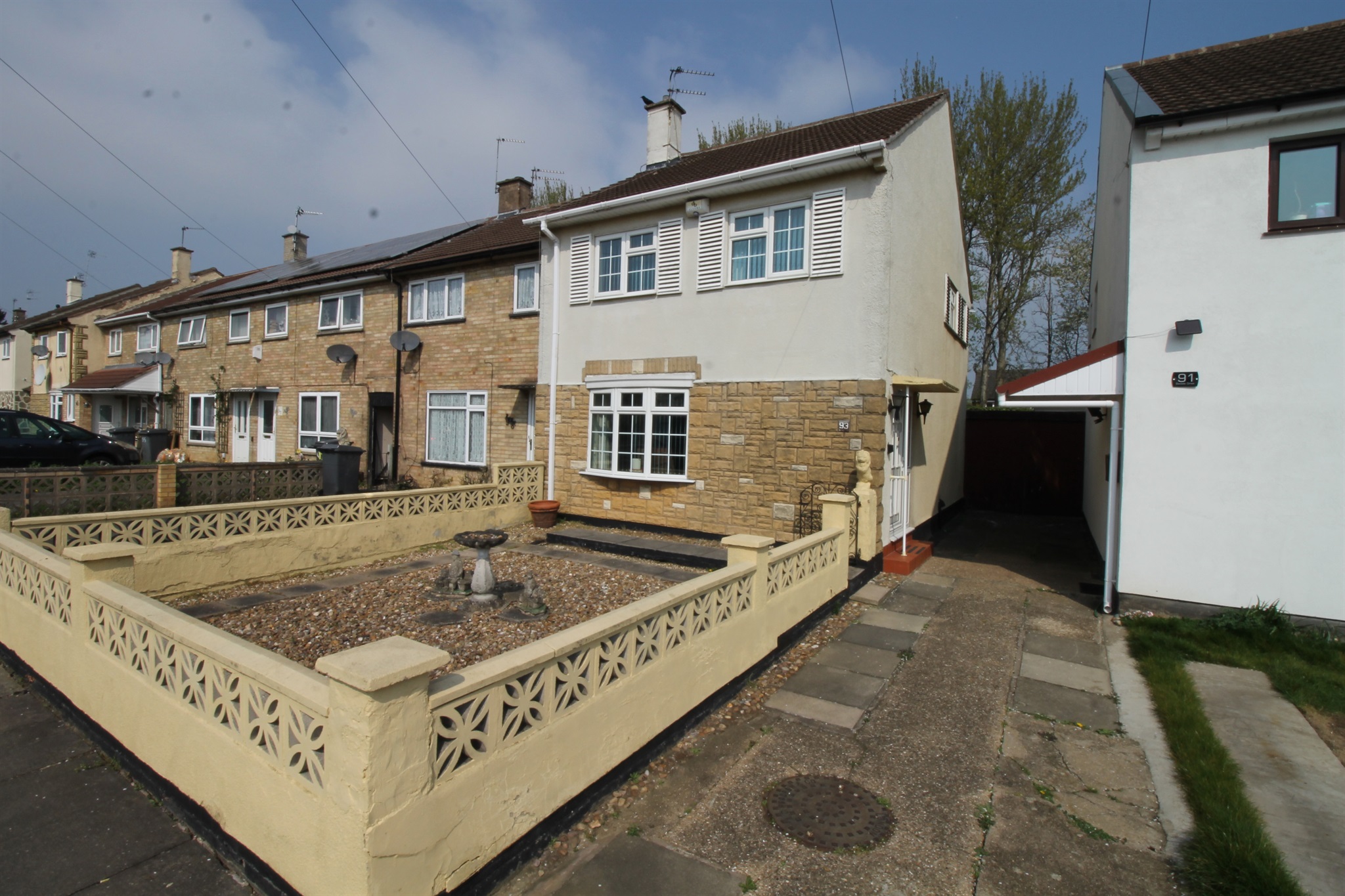 Free property report 93 Bedale Drive, Leicester, LE4 2LE Chimnie