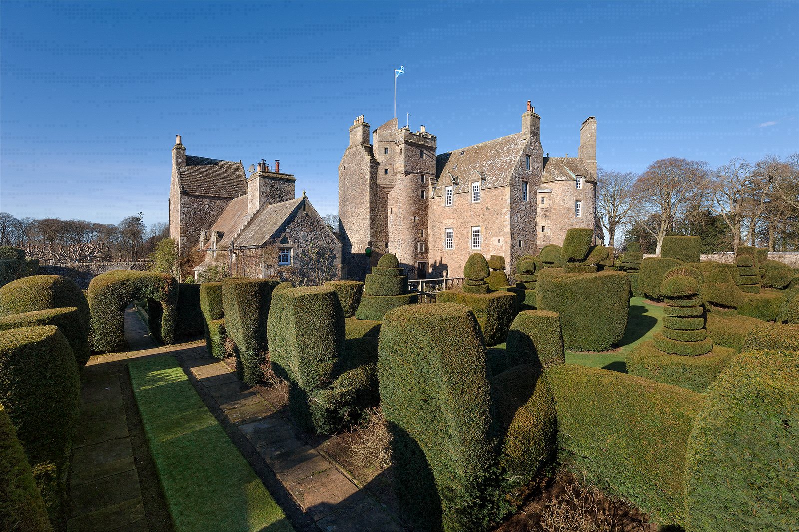 Photos of Earlshall Castle, Leuchars, St. Andrews, Fife KY16 - 52821897