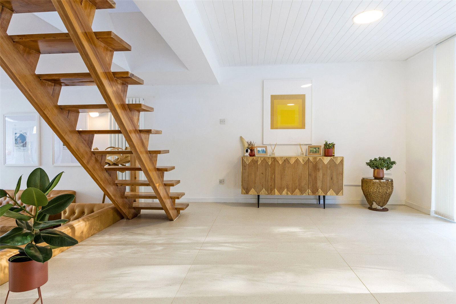 5 bedroom detached house for sale 0