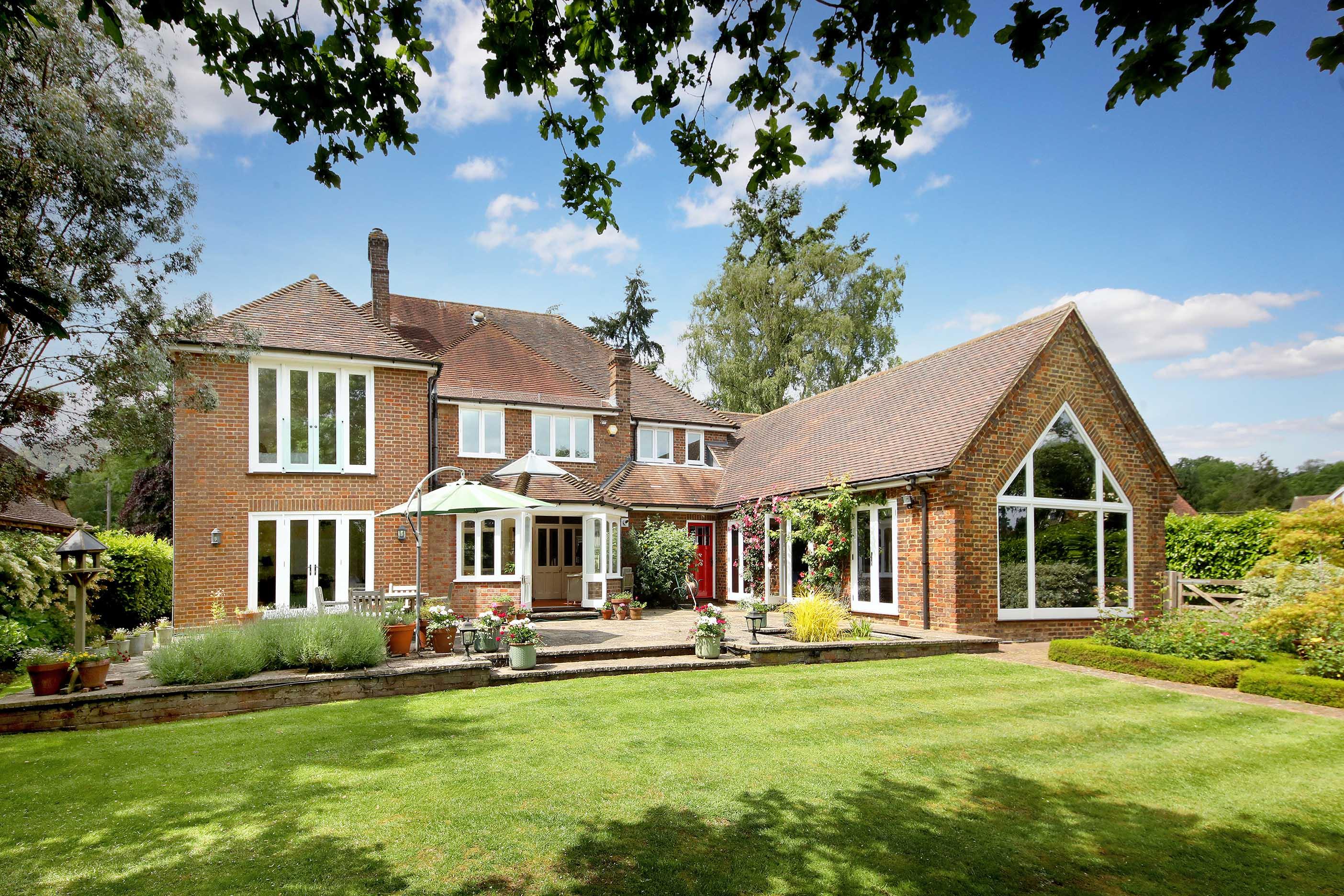 6 bedroom detached house for sale in Penn Street Village, Amersham, Buckinghamshire HP7