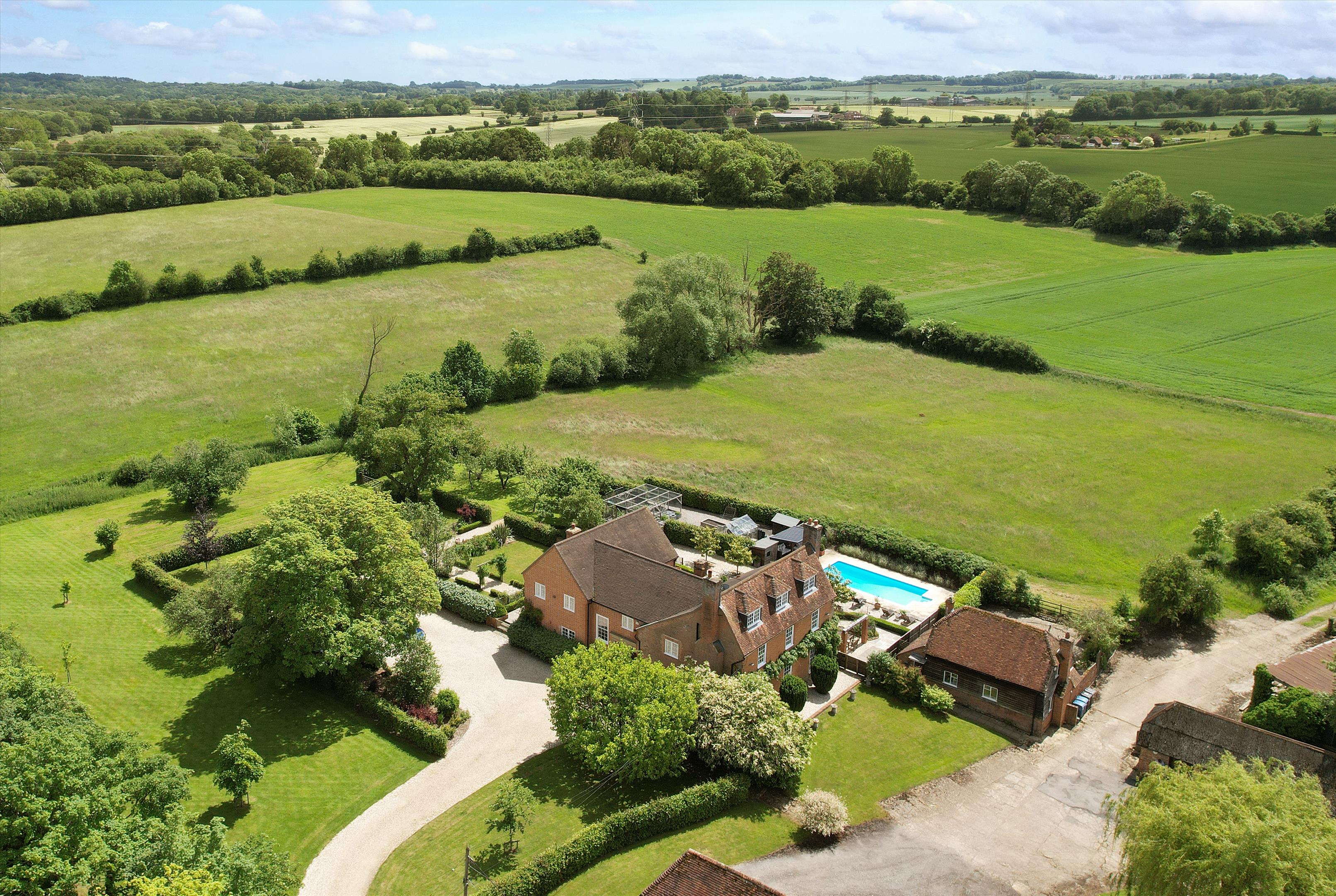 Photos of Great Rye Farm, Rye Common, Odiham, Hampshire RG29 - 67682616 ...