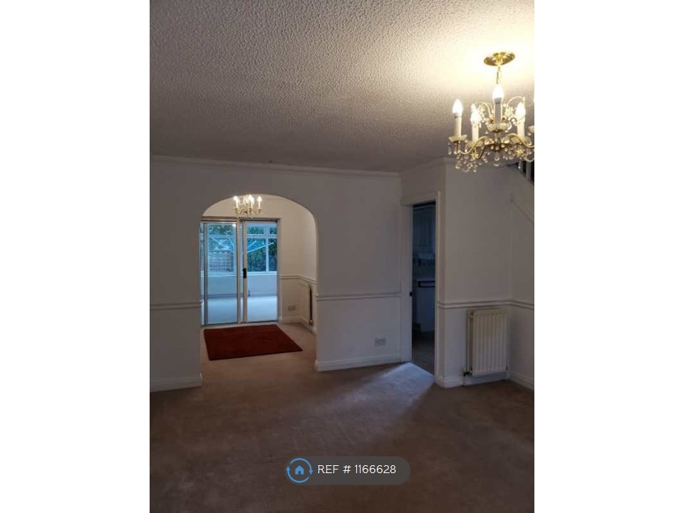 Photos of Drive, Macclesfield SK11 66668804 PrimeLocation