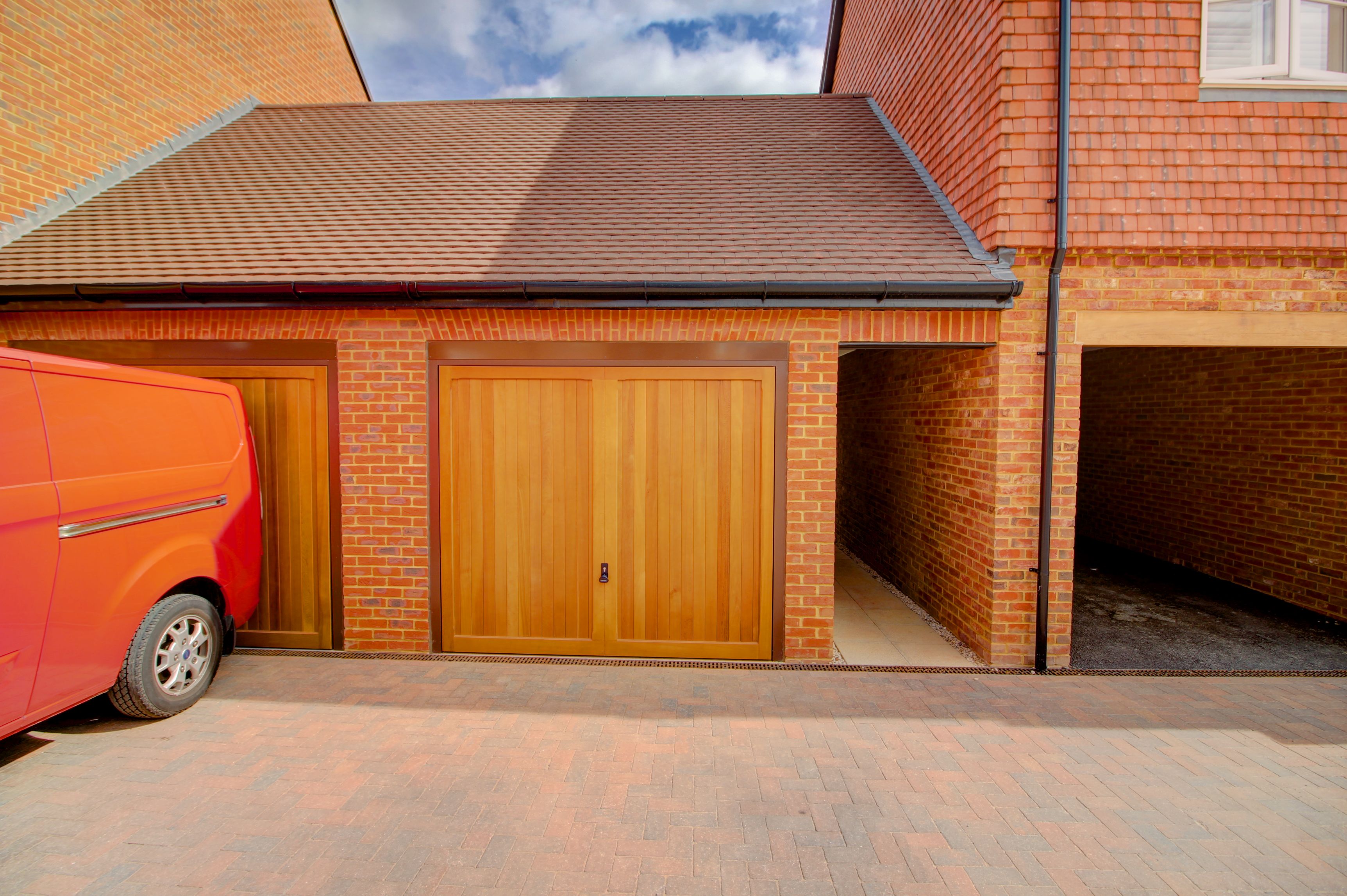Woodhurst Park,Berkeley Homes,Drive,Parking,Garage
