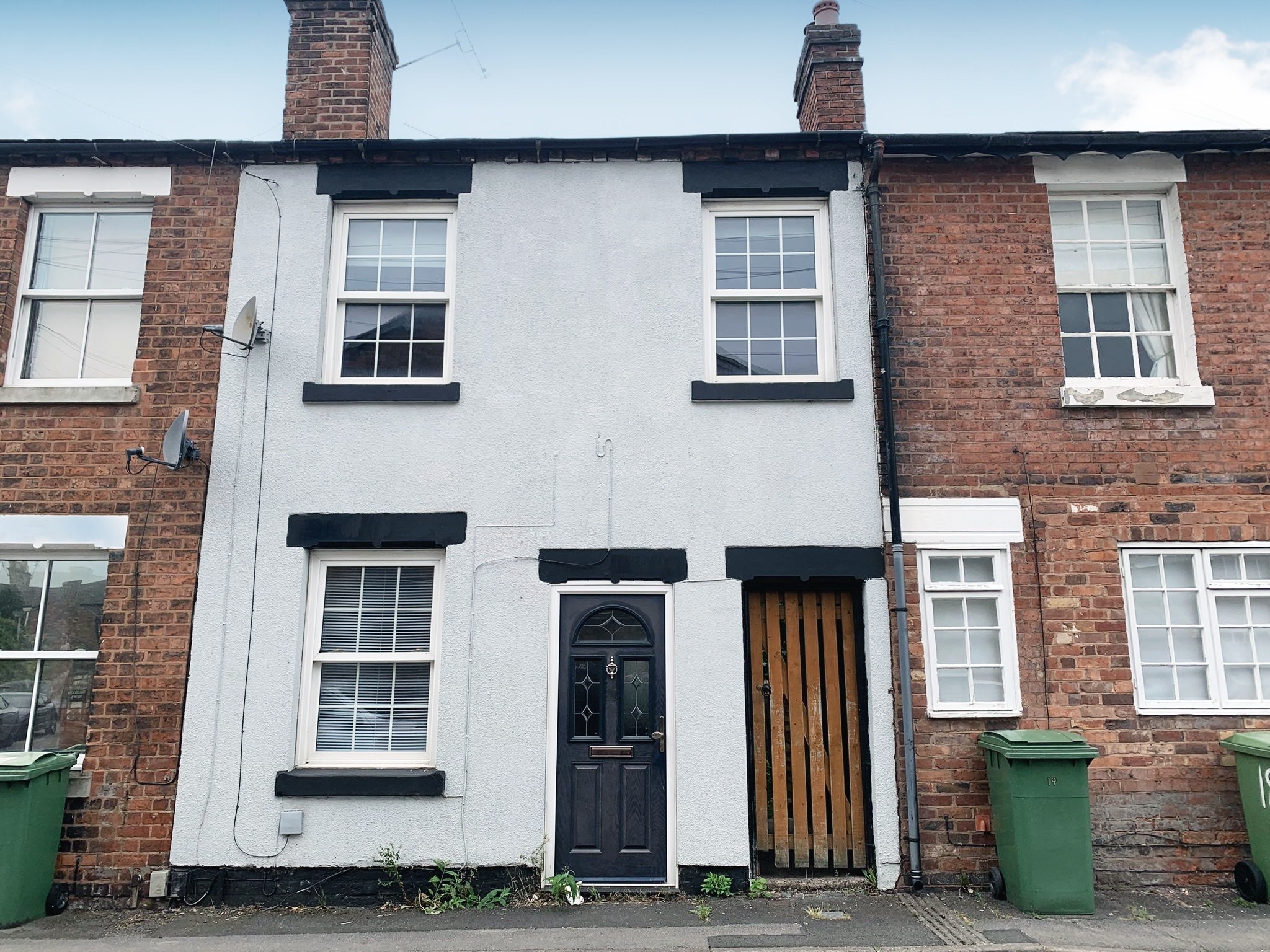 18, STAFFORD photo 2