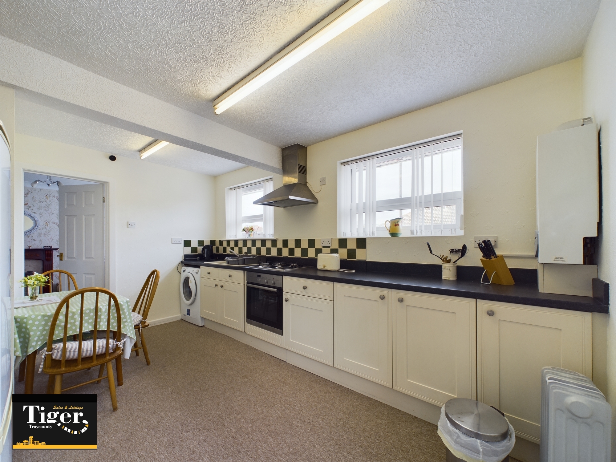 Photos of Halton Gardens, Blackpool FY4 65089844 PrimeLocation