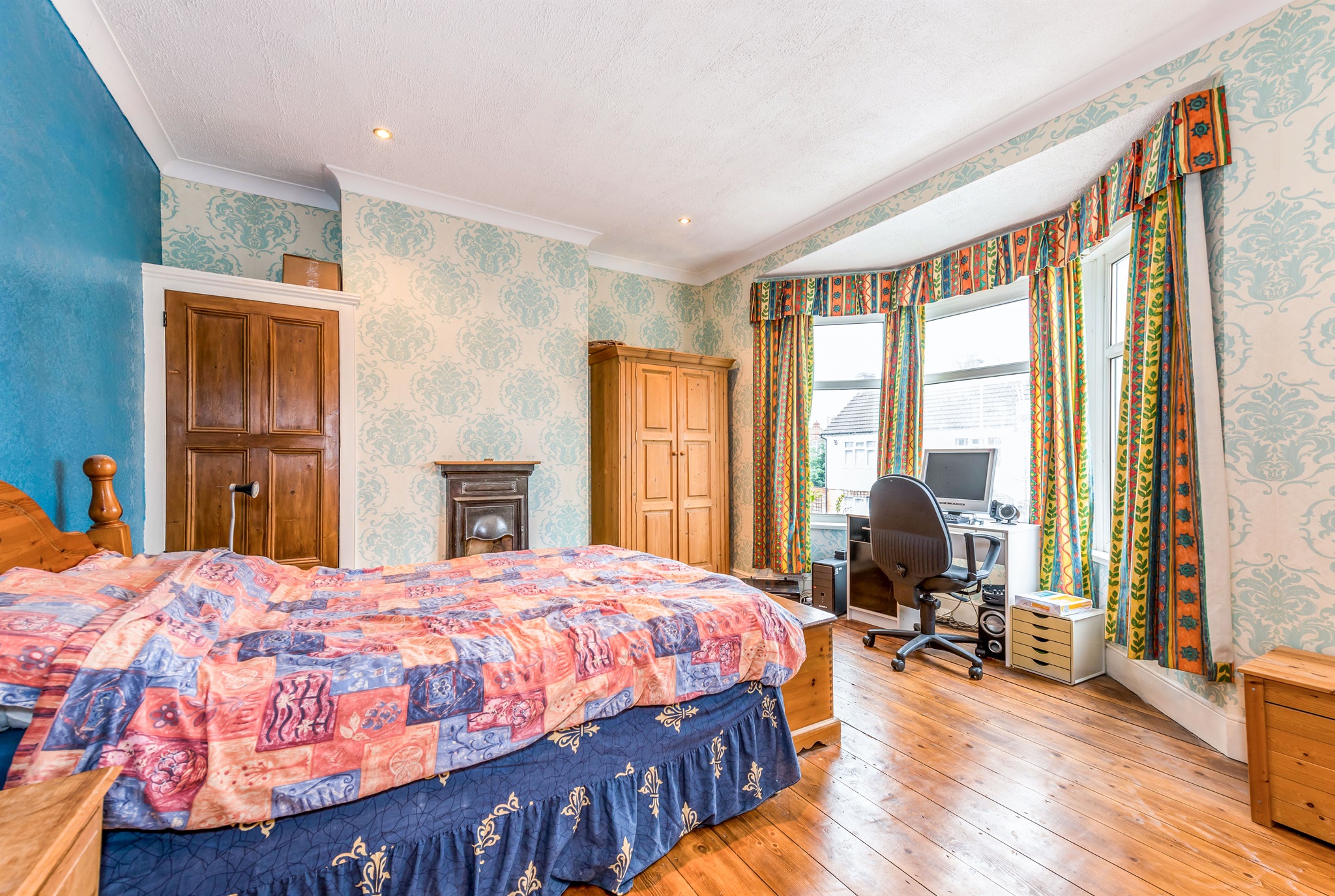 Free property report 145 Clarence Avenue, Northampton, NN2 6NY Chimnie