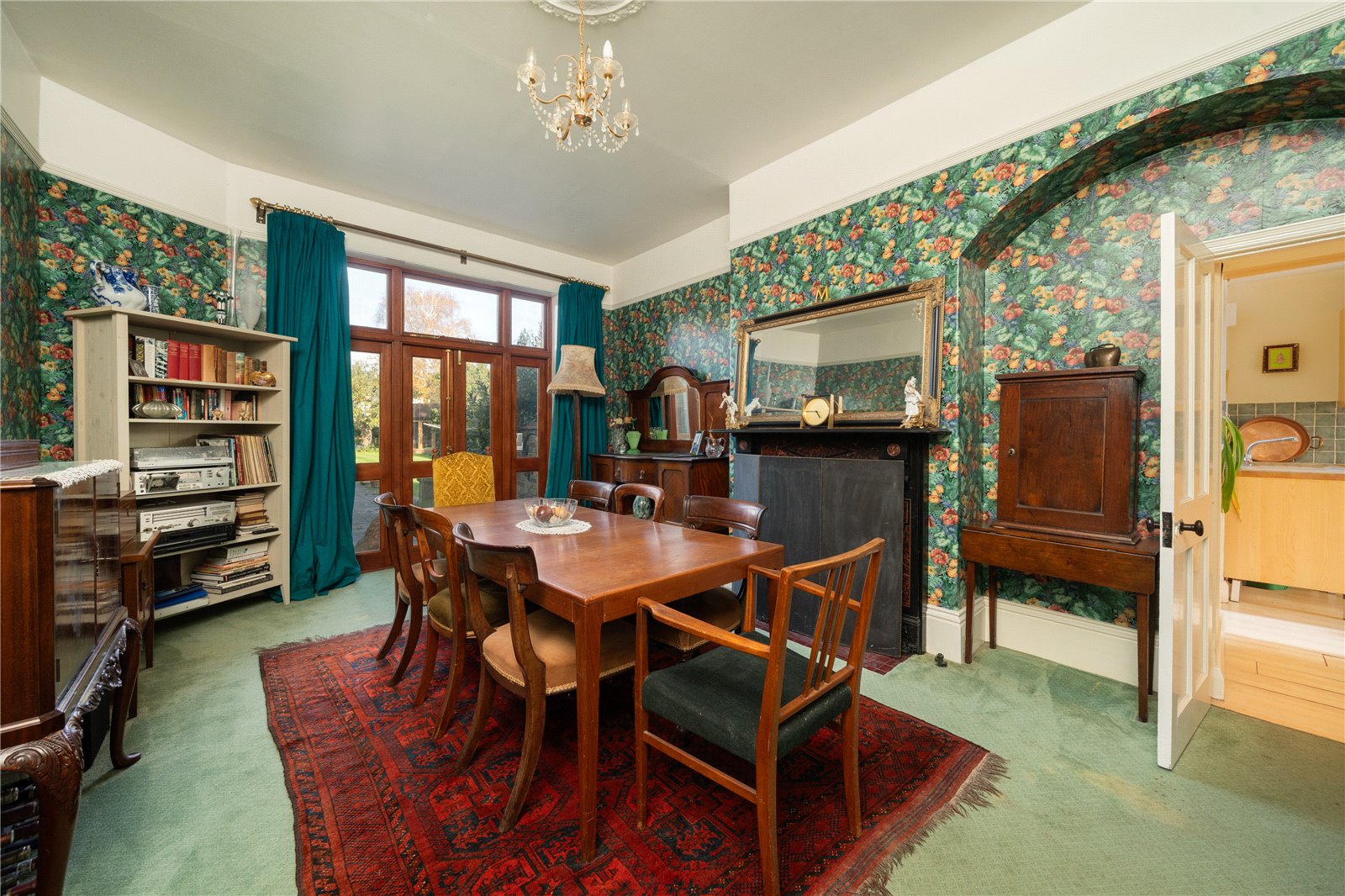 5 bedroom semi-detached house for sale 0