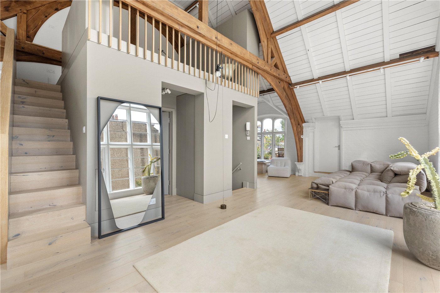 2 bedroom flat for sale 0