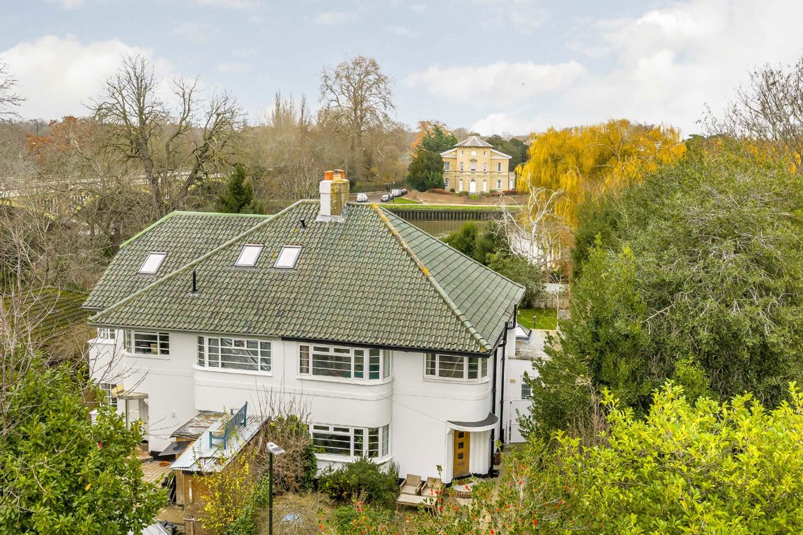 4 bedroom property for sale 0