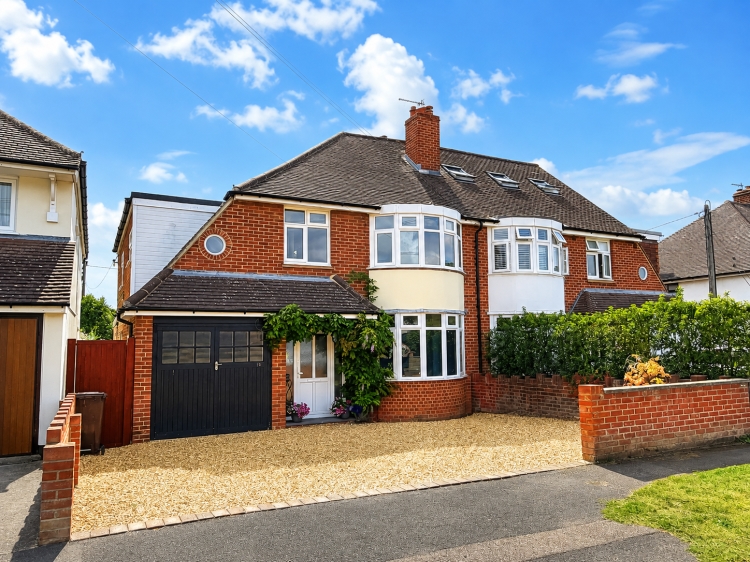 16, Thesiger Road, Abingdon photo 3