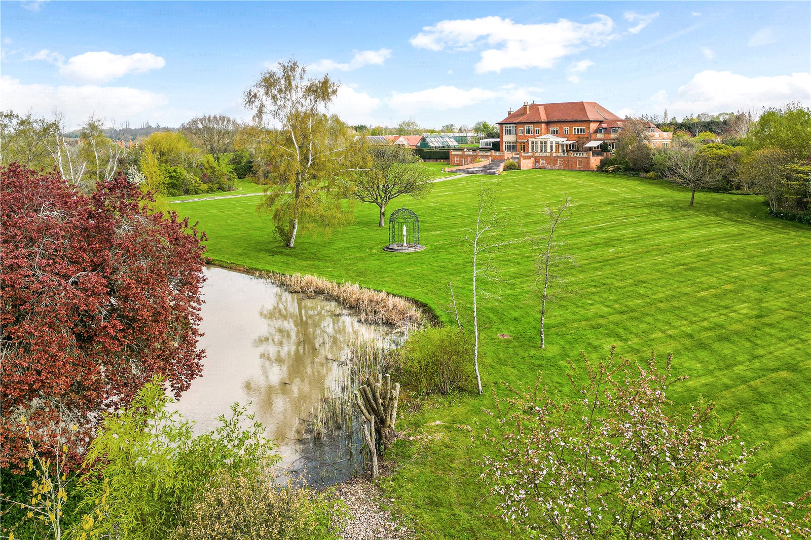 7 bedroom detached house for sale 0
