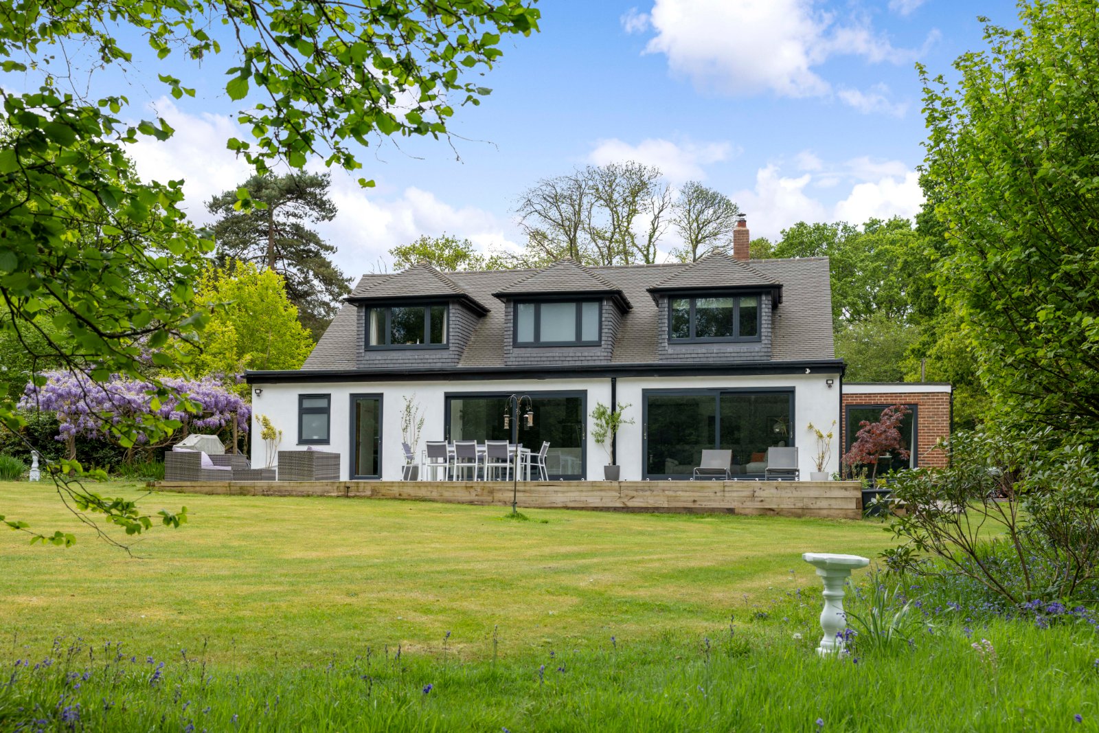 7 bedroom detached house for sale