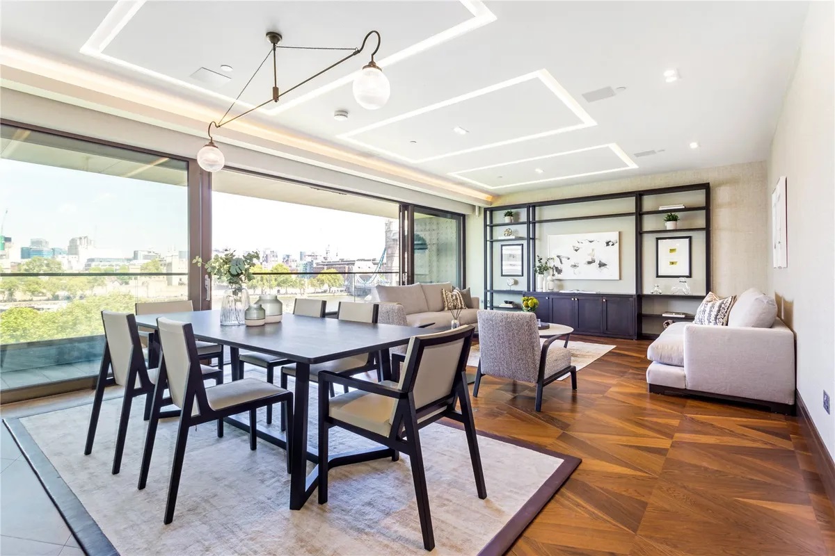 4 bedroom flat for sale 0