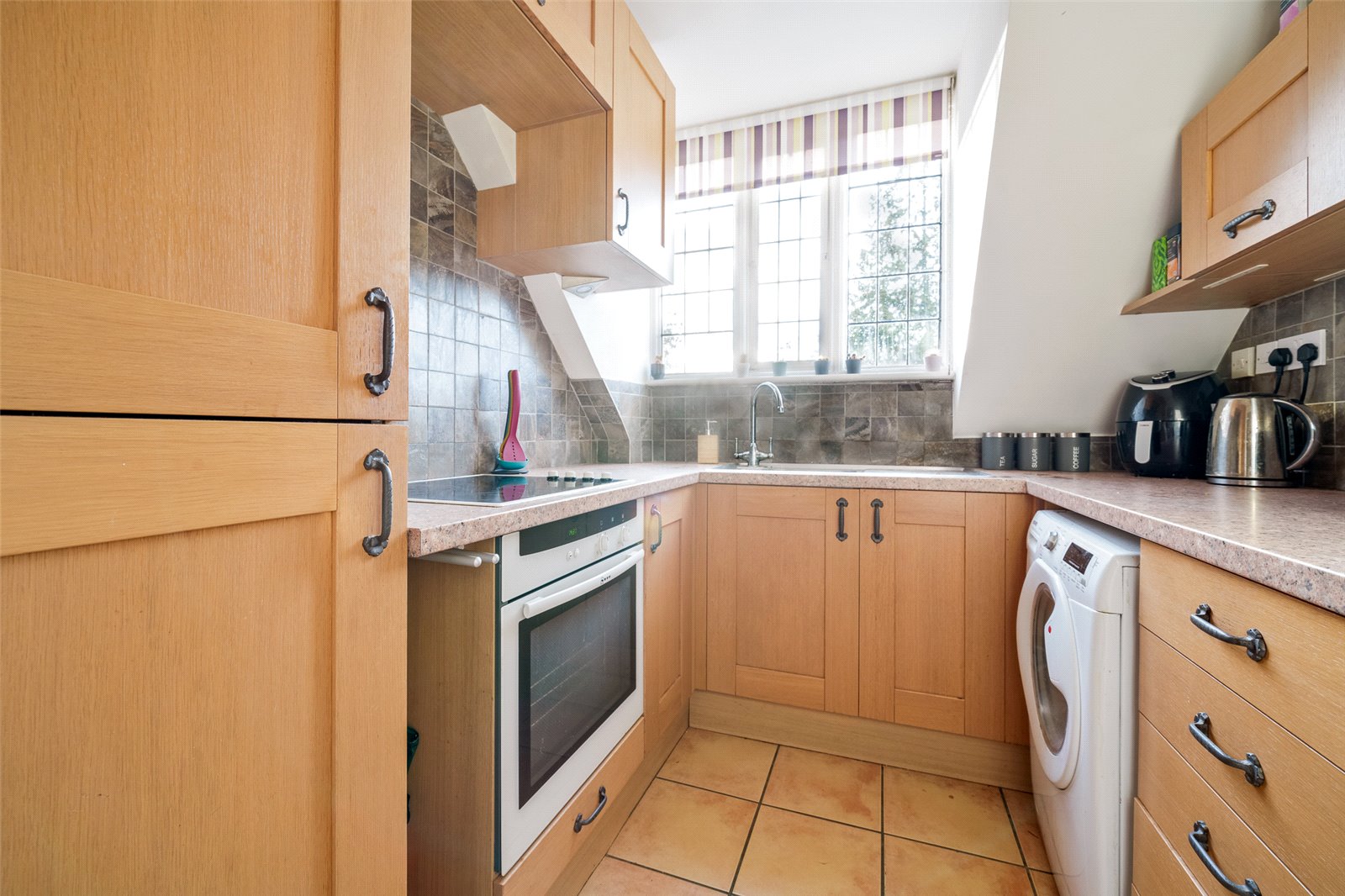 Photos of Clare Avenue, Wokingham, Berkshire RG40 66335134 PrimeLocation