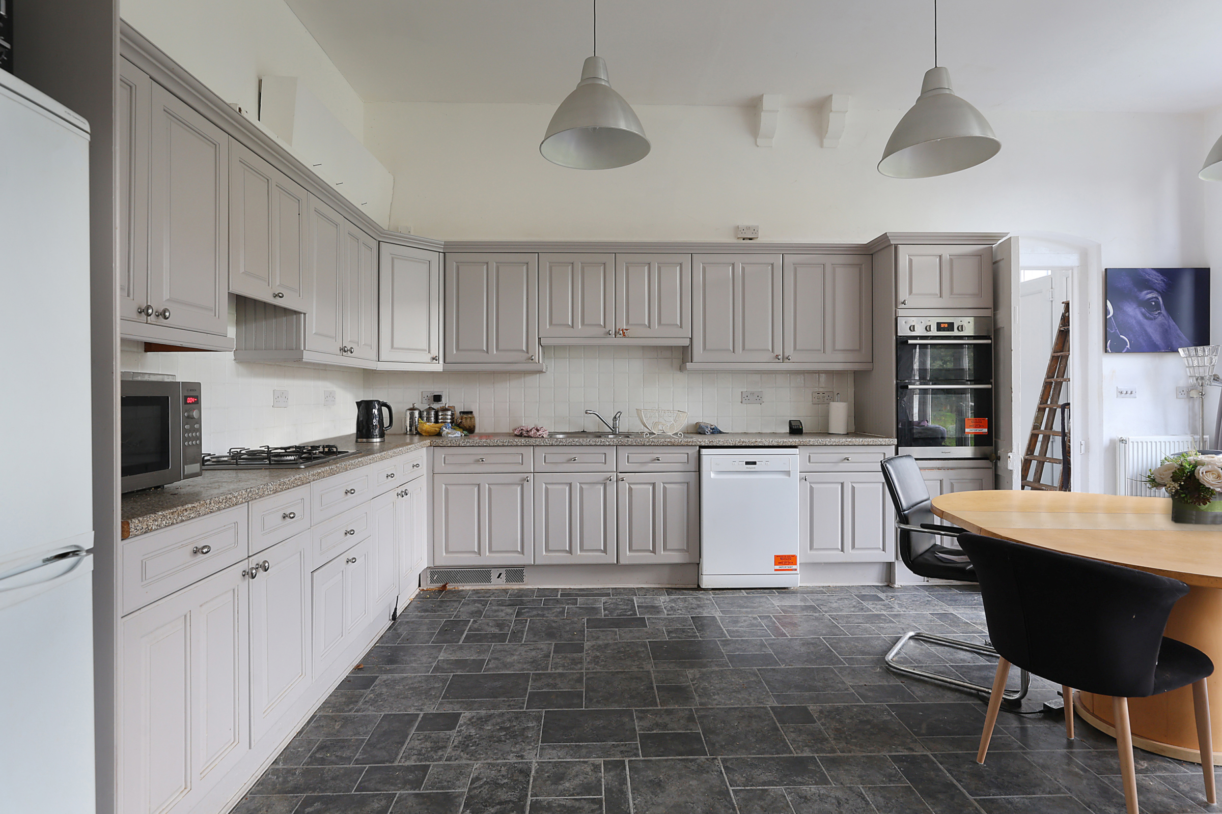 16 bedroom detached house for sale 0