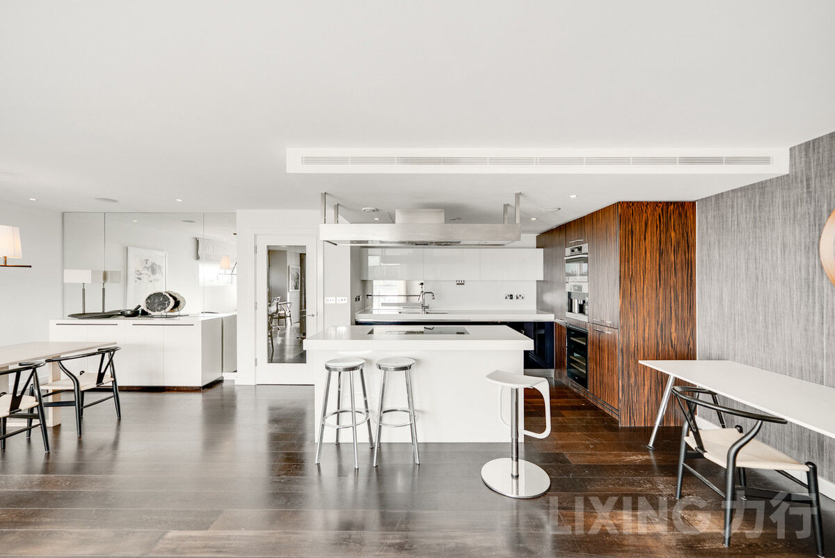 3 bedroom flat for sale 0