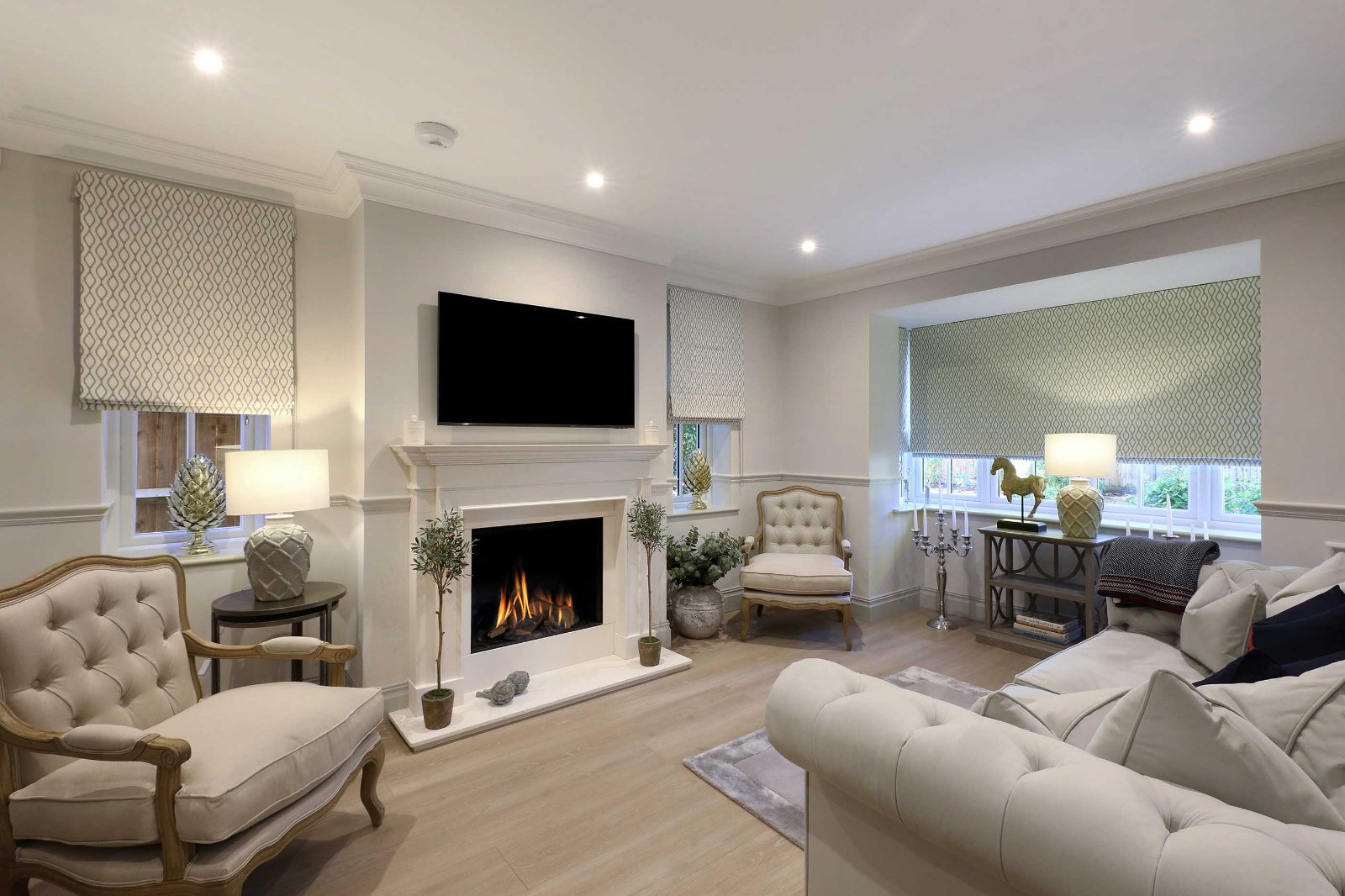 5 bedroom detached house for sale 0