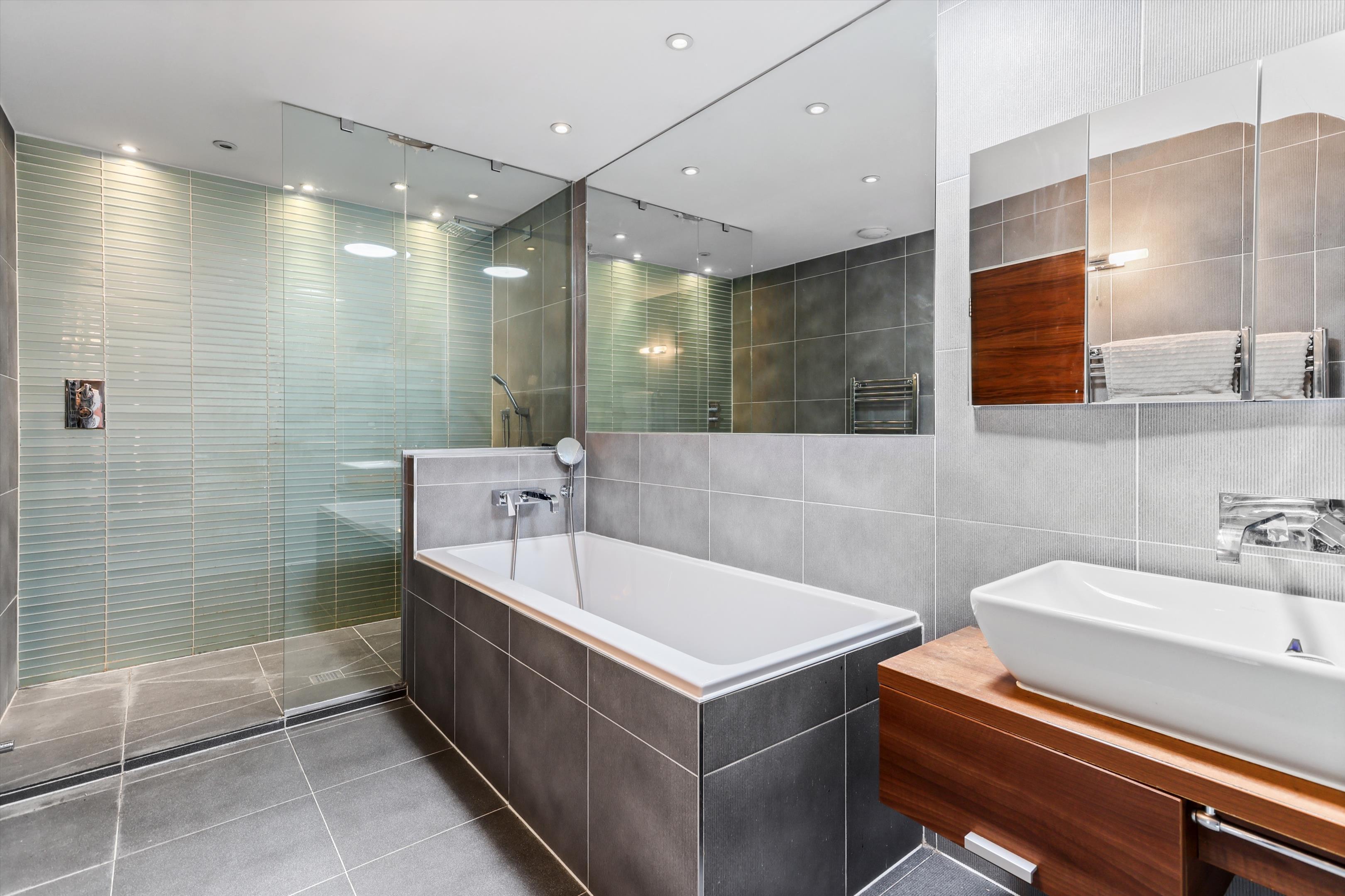 Photos of Gower House, Gower Road, Weybridge, Surrey KT13 65125983