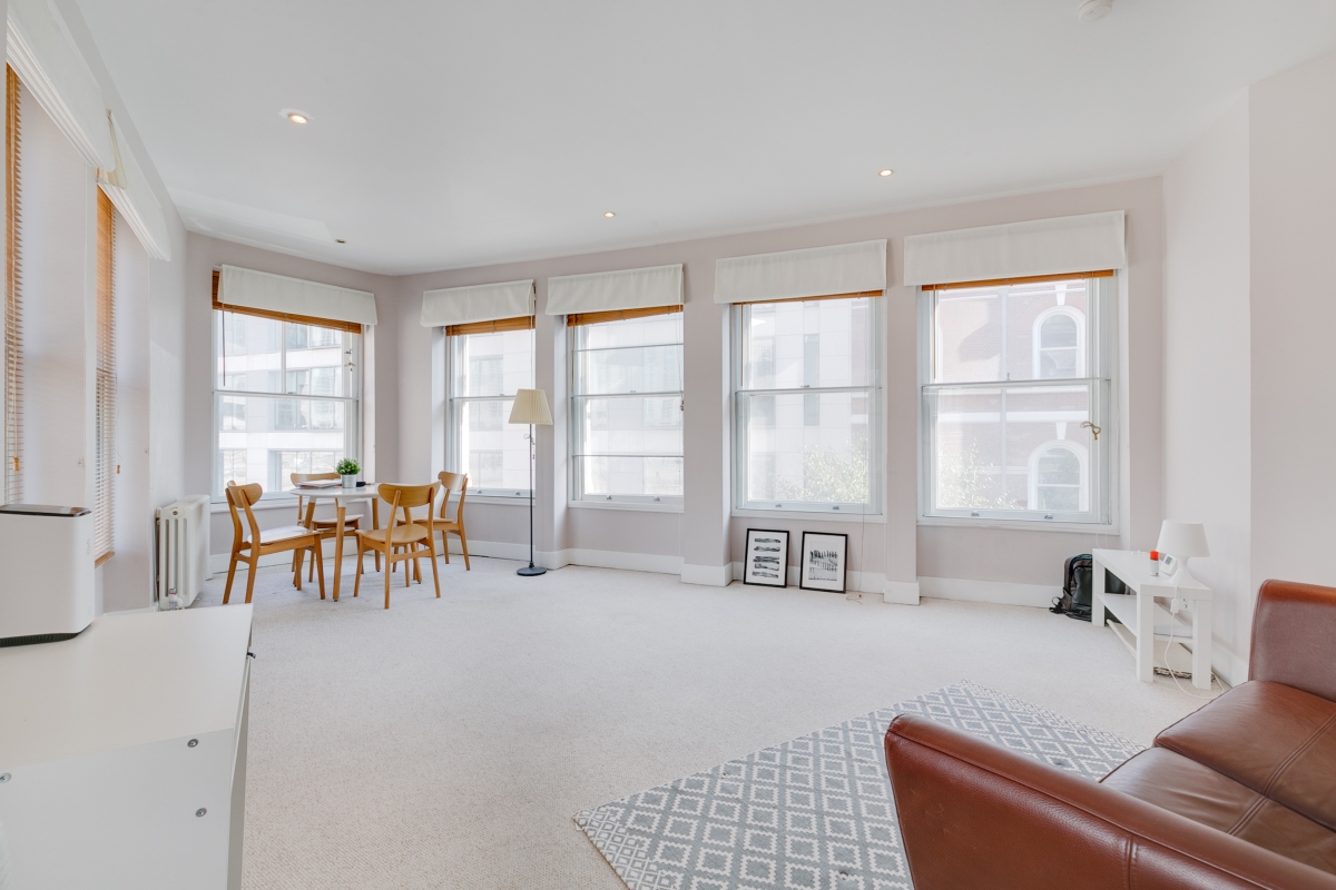Flat E, Sovereign House, 5, Poppins Court, London photo 4