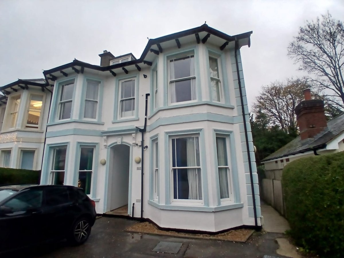 1, 6, Somers Road, Reigate photo 2