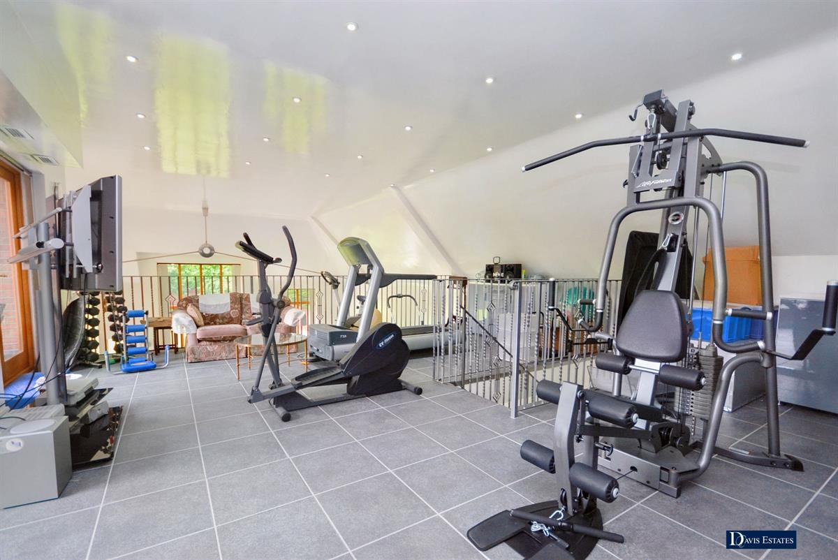 Photos of Woodlands Avenue, Emerson Park, Hornchurch RM11 61631051