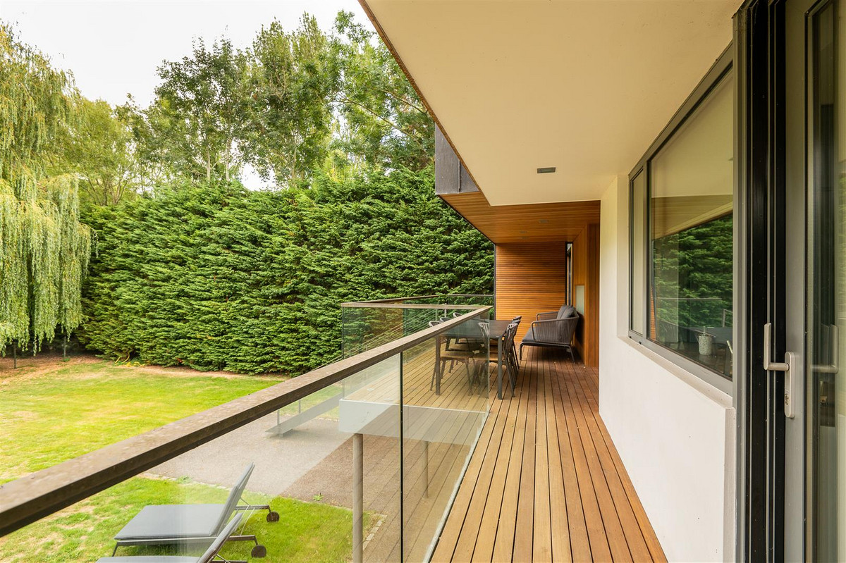 Photos of Loddon Drive, Wargrave, Reading Berkshire RG10 64609061