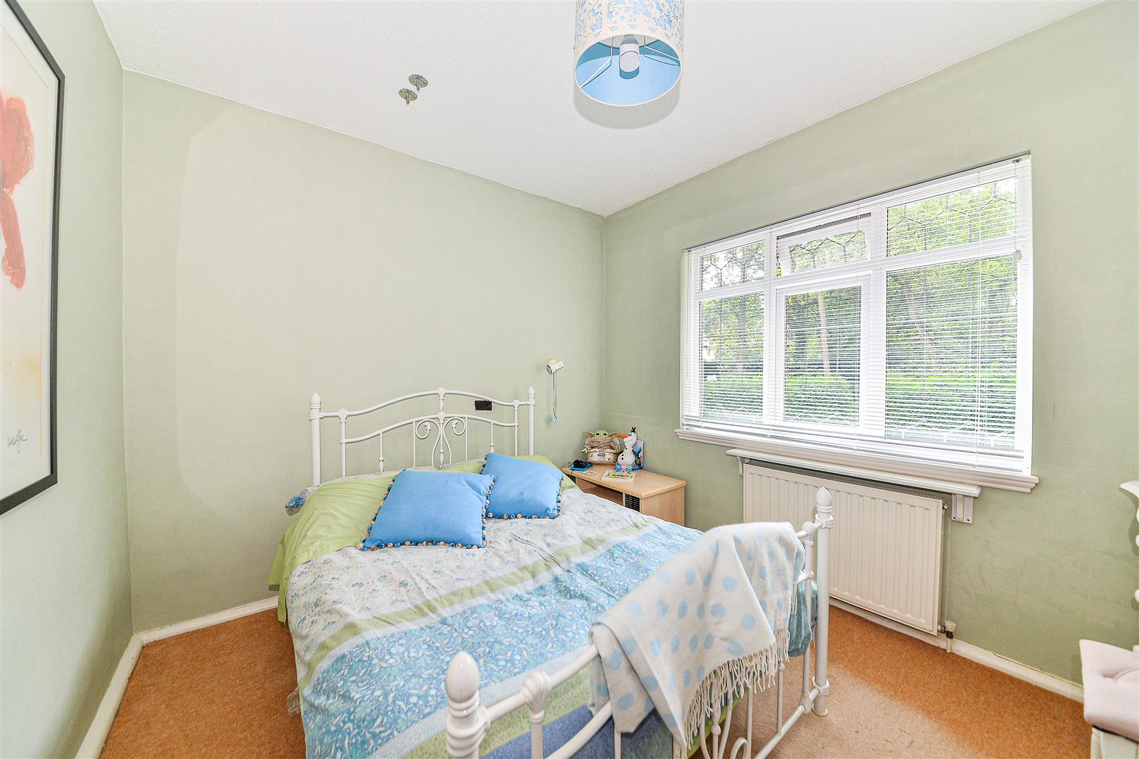 Photos of Hardwick Road, Streetly, Sutton Coldfield B74 62125045