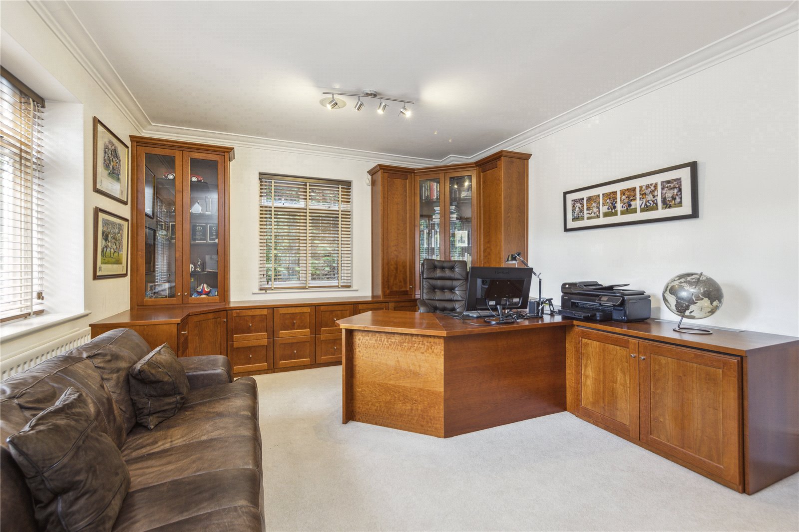 Photos of Steels Lane, Oxshott, Leatherhead, Surrey KT22 62483404