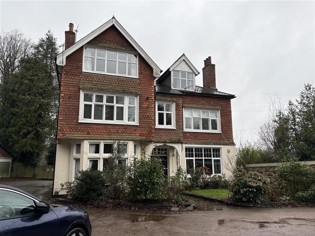 Flat E, Monks Horton, Sandhurst Road, TUNBRIDGE WELLS photo 3