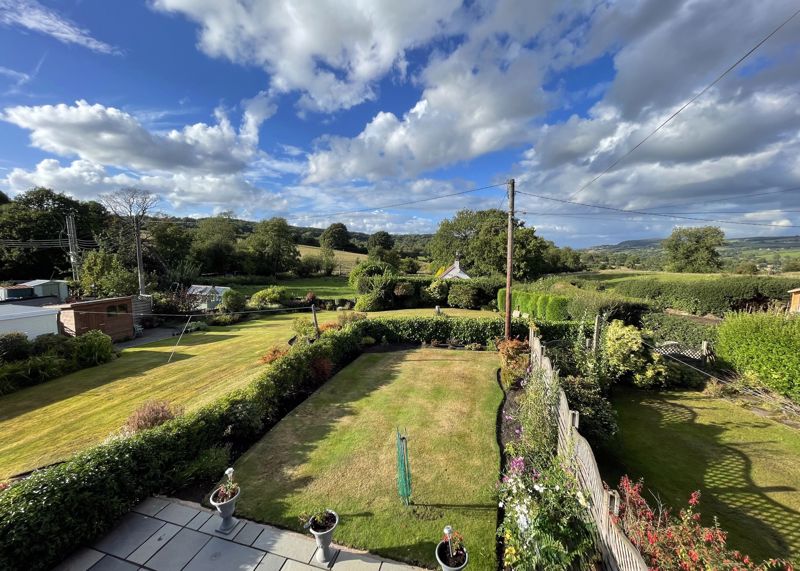 100, Mow Lane, Biddulph photo 4