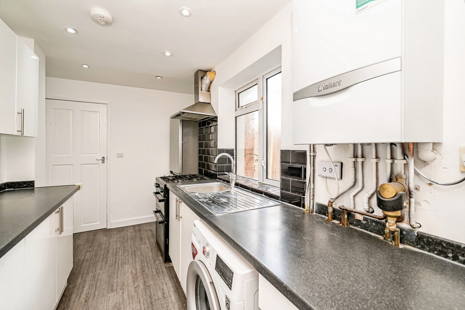 43, Jubilee Road, Buckinghamshire photo 4