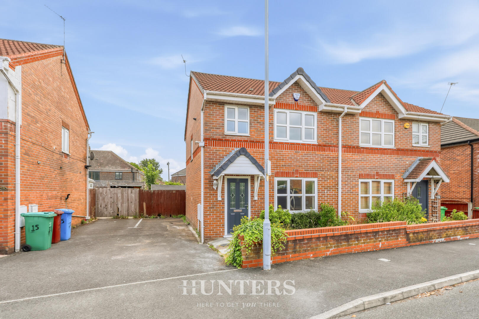 17 Moorsley Drive, Manchester, M9 6BF - listing photo