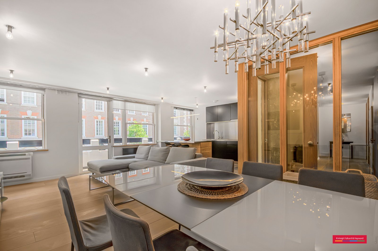 Flat 101, 10, Weymouth Street, London photo 2
