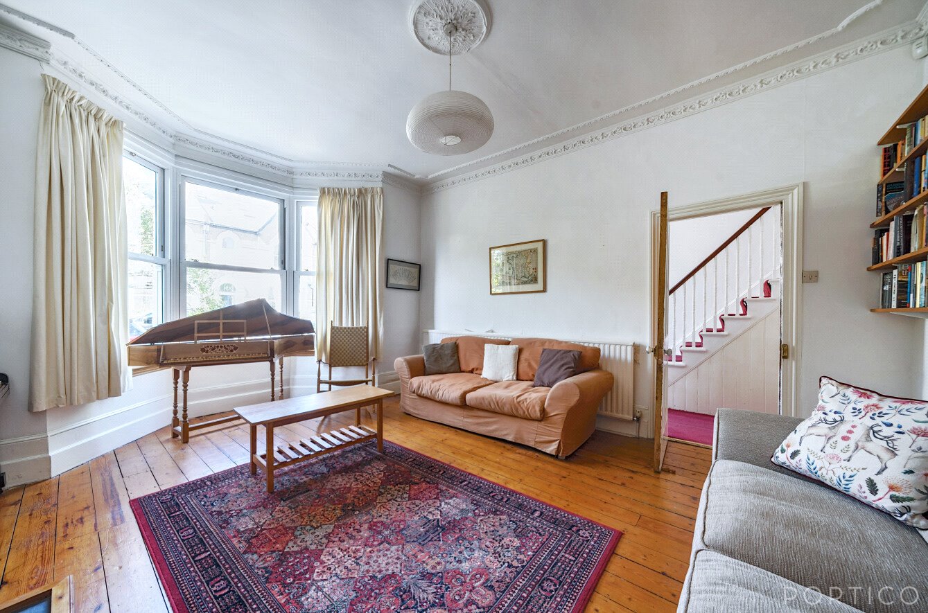 5 bedroom semi-detached house for sale 0