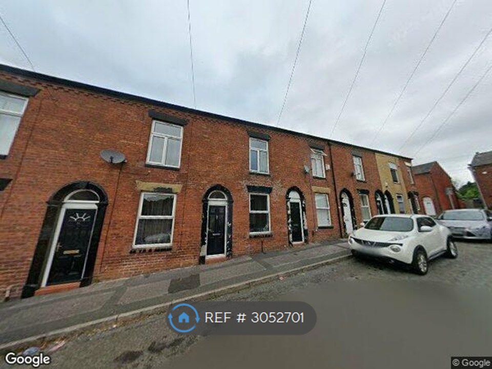 Oldham photo 2