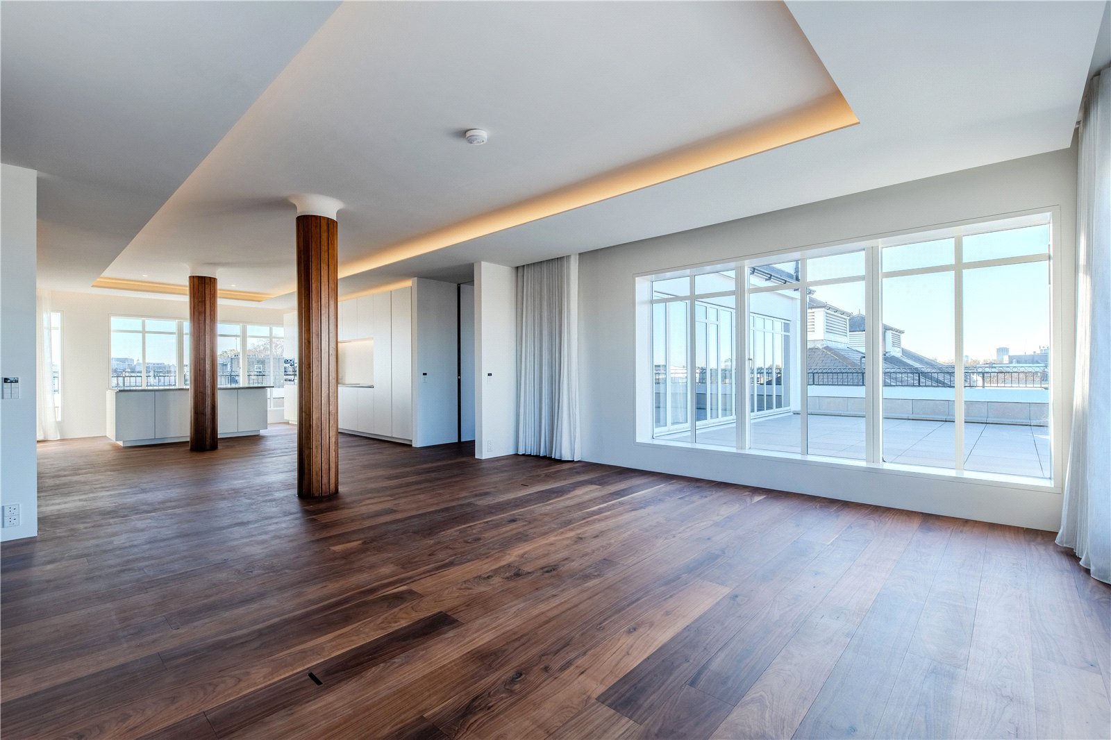 3 bedroom flat for sale 0